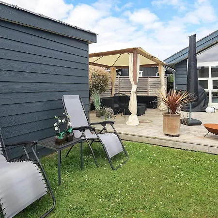 4 Person In Casa de Férias