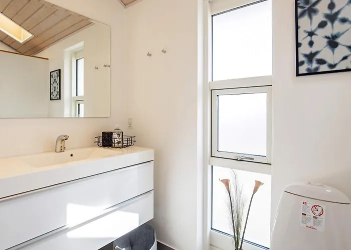 4 Person In * Otterup